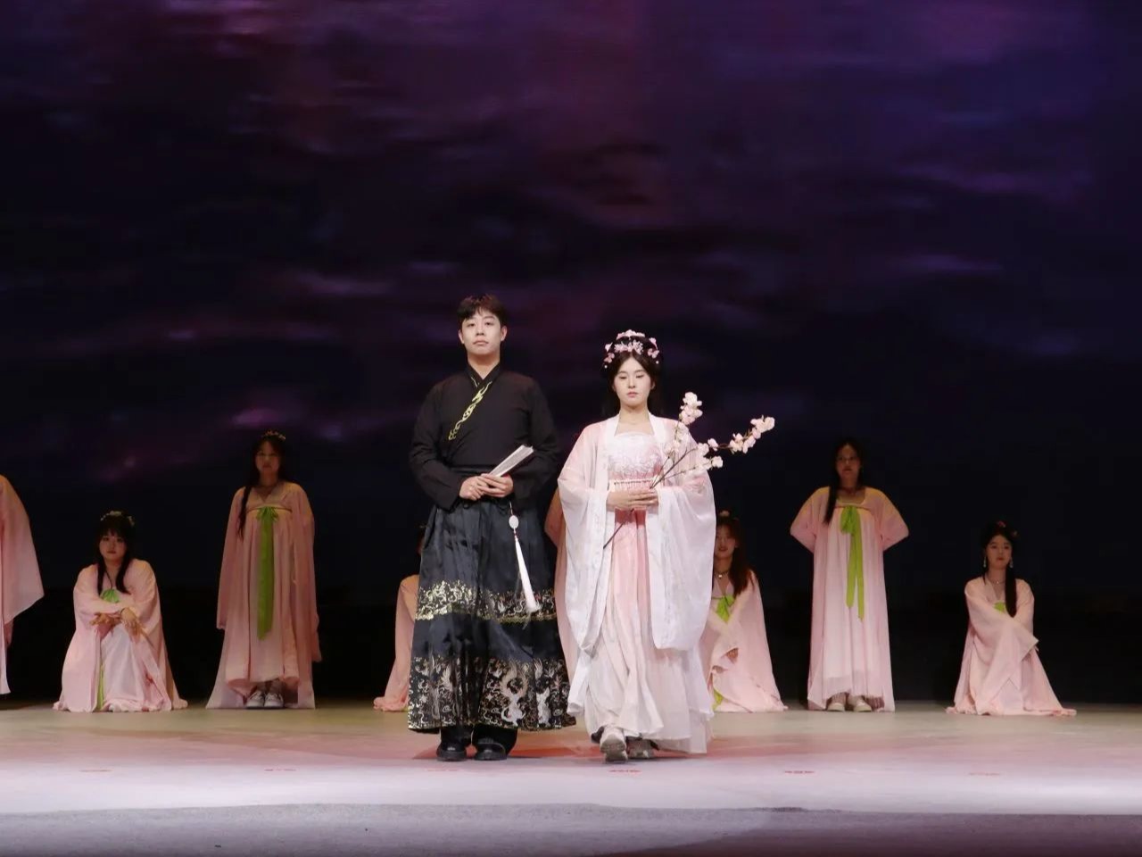 迎新晚會|以心迎新，攜手同行