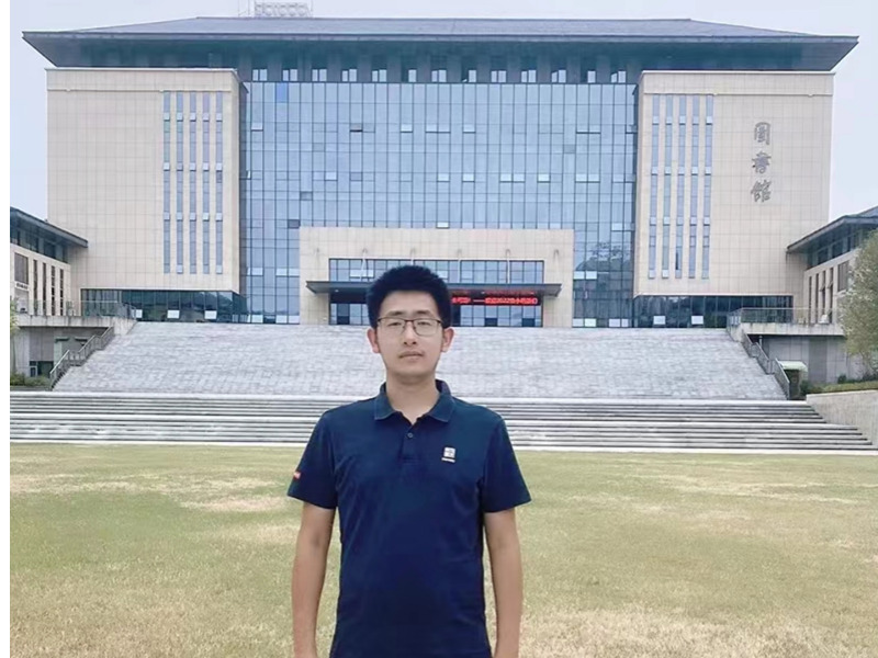 師者風華｜雙至輔導員、優(yōu)秀班主任......來看看是不是陪伴你們四年的他/她！ 