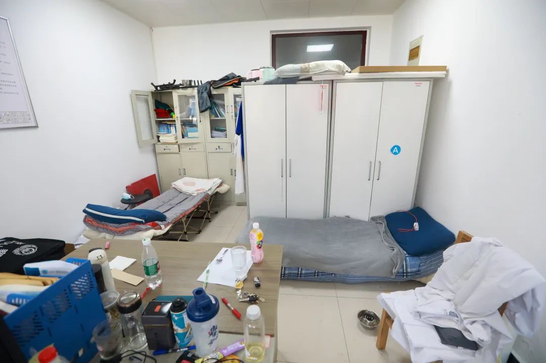 “疫”線有你,何懼風(fēng)雨! “疫”線有你,何懼風(fēng)雨!