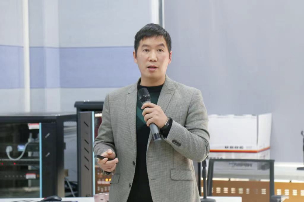 【榜樣引領(lǐng)】2021-2022學(xué)年杰出貢獻者系列