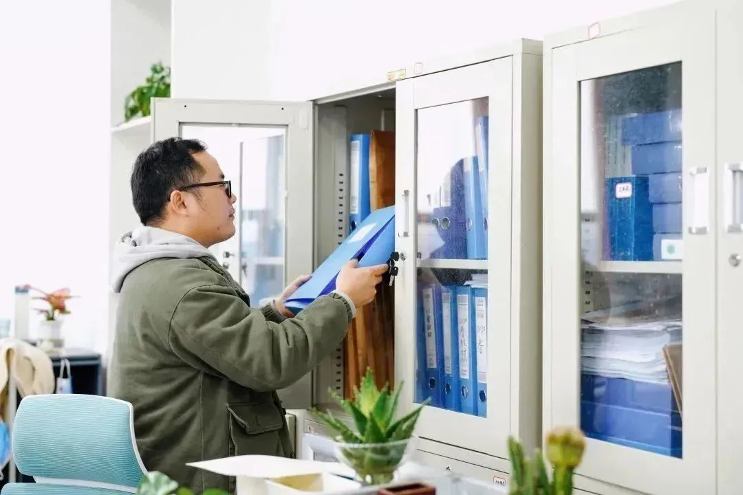 最美恩施院人|陳勝龍:把事做好就是對(duì)工作最好的詮釋 最美恩施院人|陳勝龍:把事做好就是對(duì)工作最好的詮釋