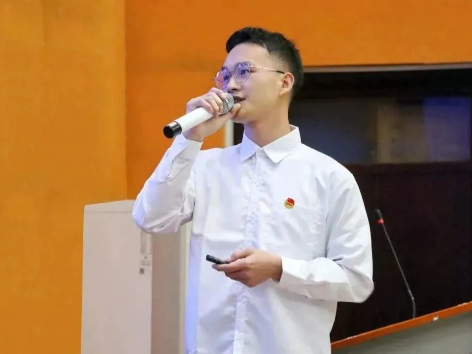 點贊新青年Vol.12｜“一個都不能少”的他，成為了自強不息的他！