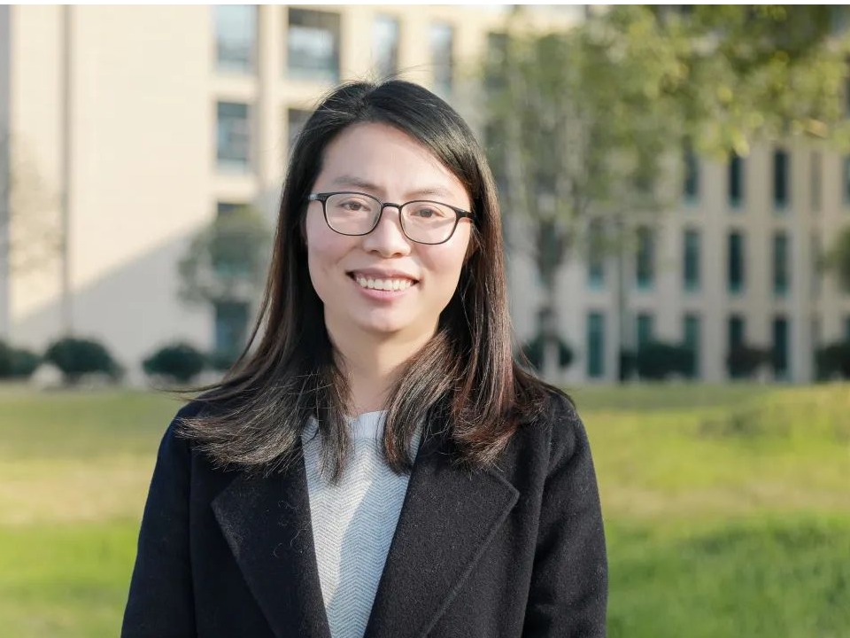 最美恩施院人:楊倩——倚遍欄桿無情緒 望斷來路展征途