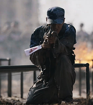 聽學(xué)長(zhǎng)們說軍訓(xùn)強(qiáng)度不夠？來！上強(qiáng)度！