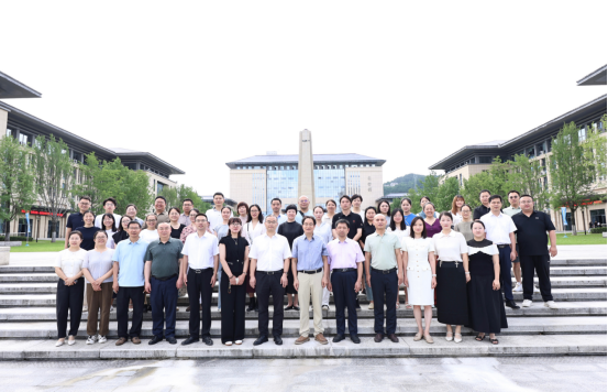 【雙至大講堂】湖北恩施學(xué)院順利召開臨床教學(xué)研討會(huì)暨“雙至大講堂：雙至引領(lǐng)·協(xié)同發(fā)展—臨床...