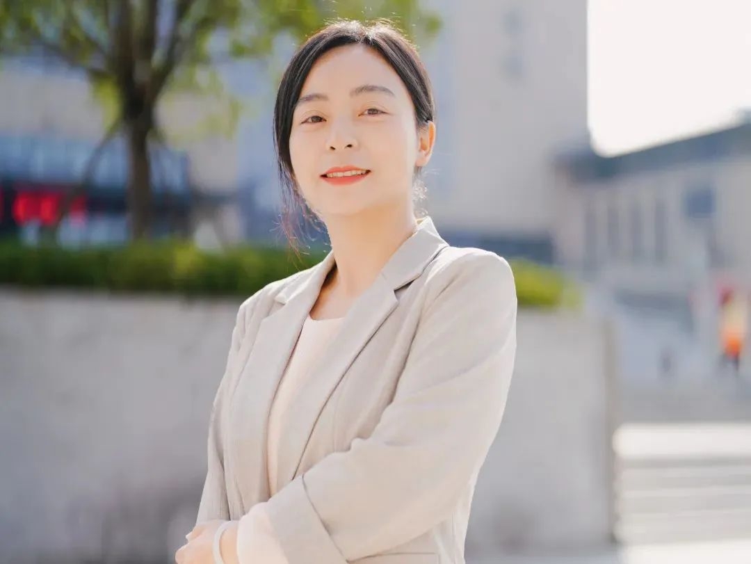 【榜樣引領(lǐng)】芮華勤：執(zhí)著是人生最美的堅持 