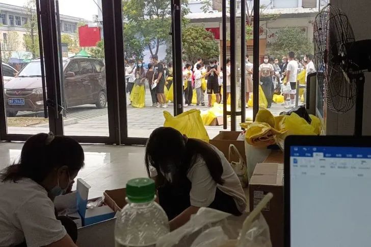 “疫”線有你,何懼風(fēng)雨! “疫”線有你,何懼風(fēng)雨!