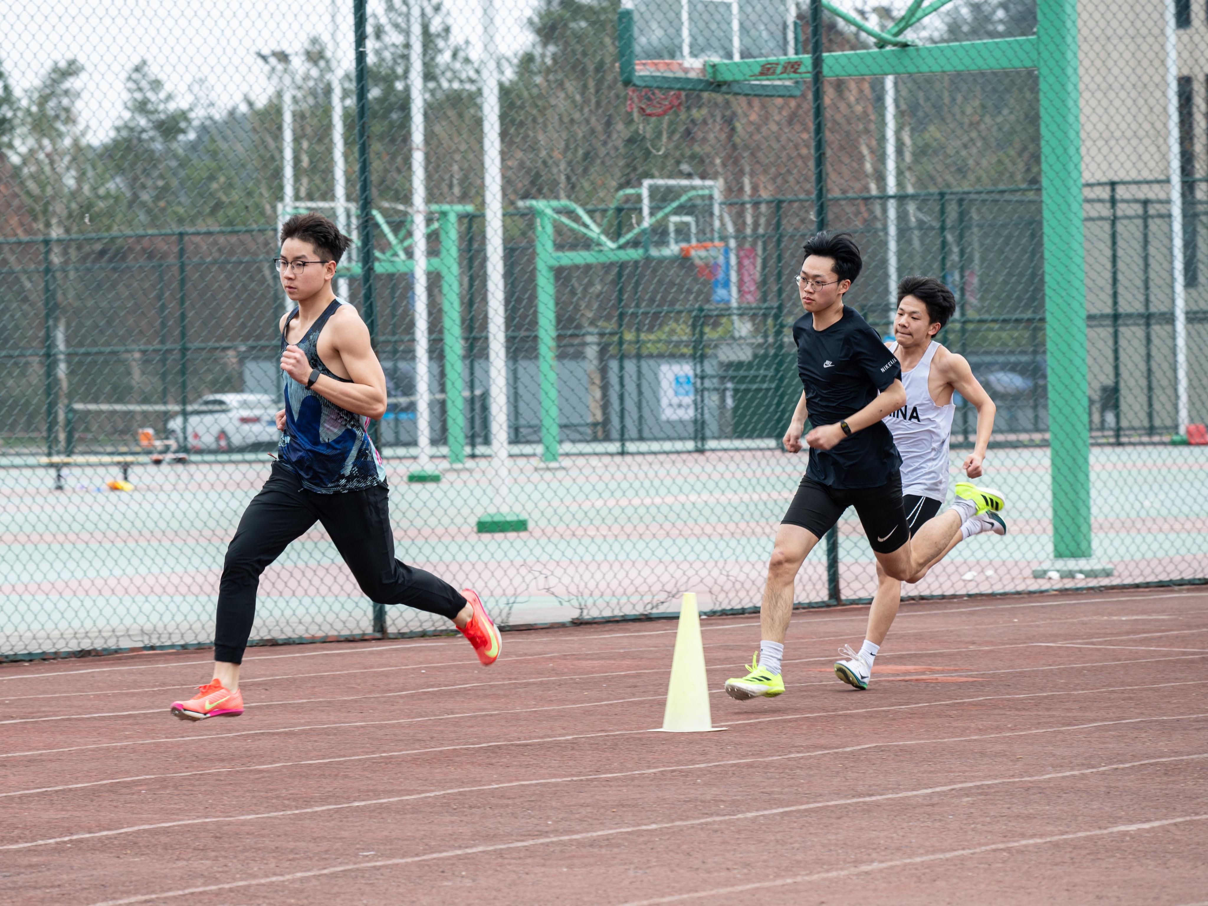 沖刺高考！近千名高三學(xué)生走進(jìn)湖北恩施學(xué)院開展體育聯(lián)考測(cè)試